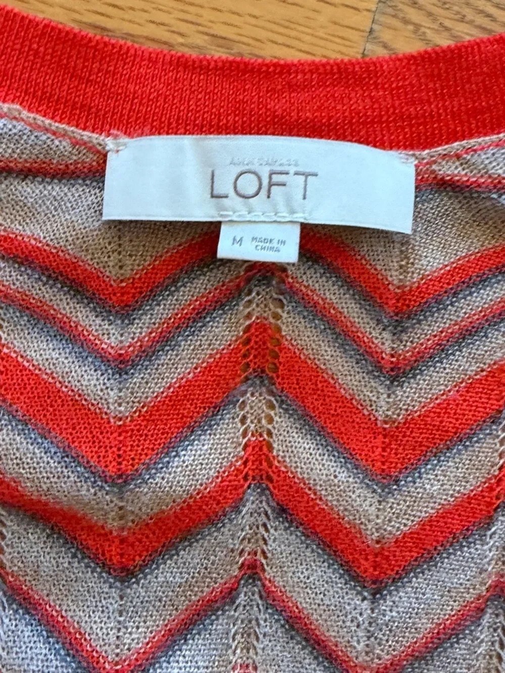 LOFT Red Chevron V-Neck Button-Front Cardigan - Picture 4 of 4